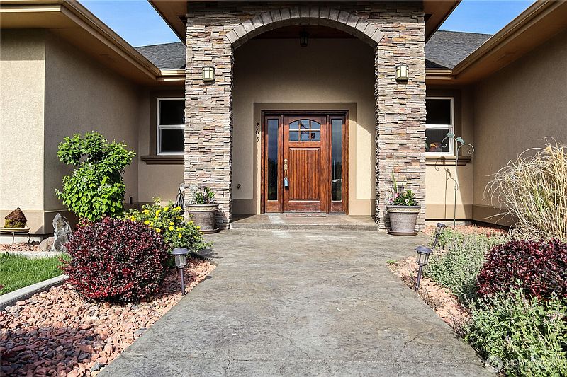 4th image of 265 Hanson Road