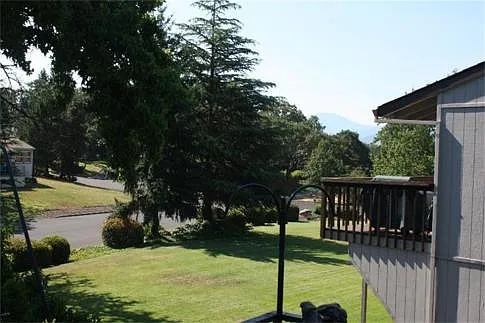 207 Mt Echo Dr photo 1