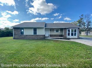107 Meadow Trl, Jacksonville, NC 28546