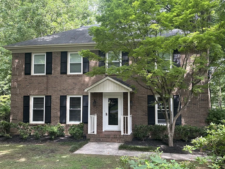 731 Ashmeade Rd — Photo 2
