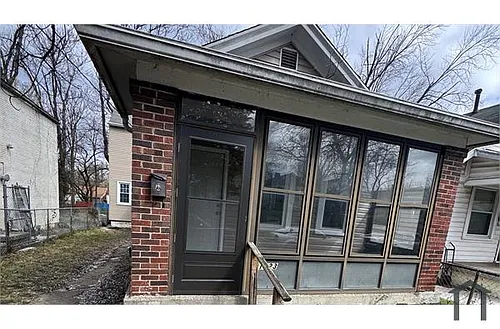 1723 Saint Louis Ave Photo 1