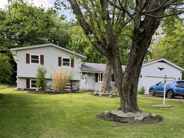 3805 Northern St NE, Canton, OH 44721