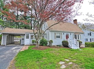 102 Greenlodge St, Dedham, MA 02026