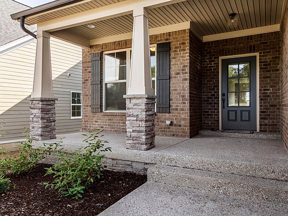4th image of 1145 Greens Dr