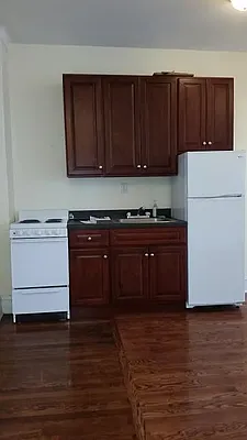 Rented by Lang Realty LLC | media 32
