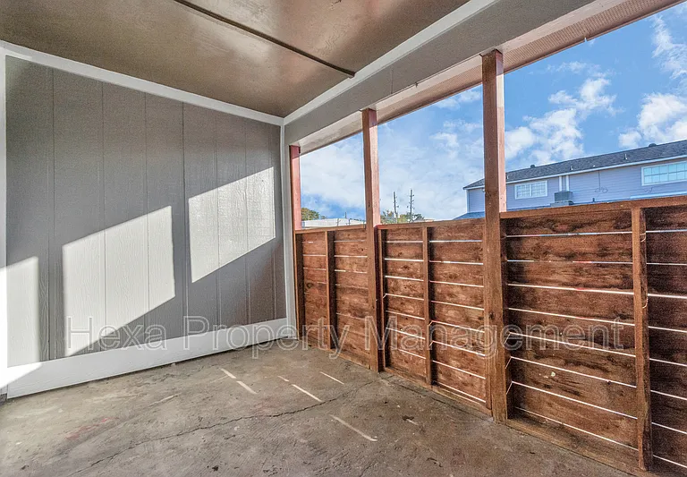 6605 Brittmoore Rd — Photo 12