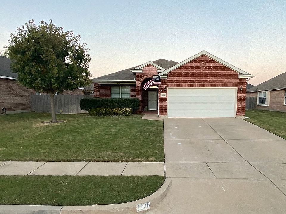 1st image of 1108 Skylark Dr