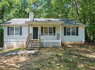 240 Spring Cir, Senoia, GA 30276
