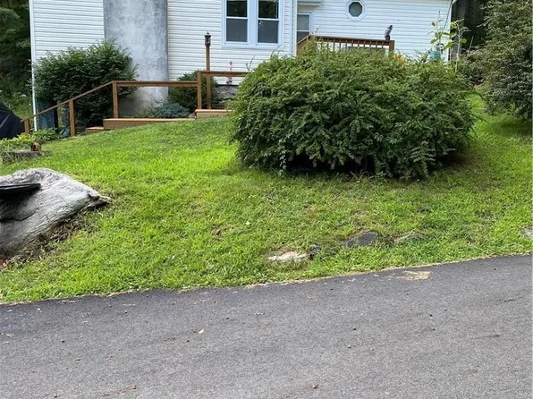 65 Worthington Court, Carmel, NY 10512