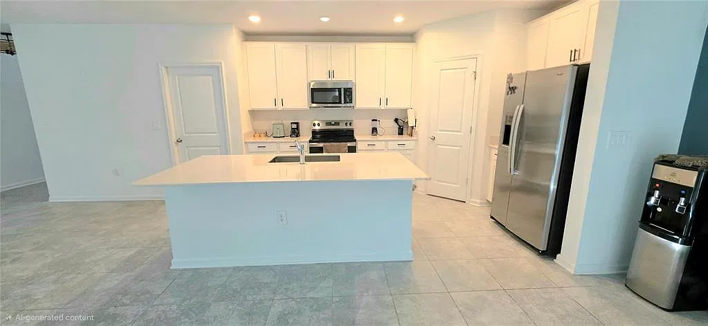White Water Ct, Davenport — Photo 3