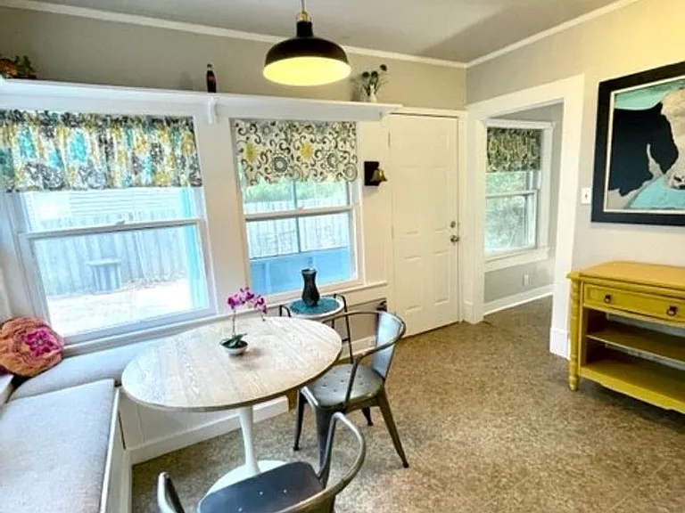 1125 W Matthews Ave — Photo 19
