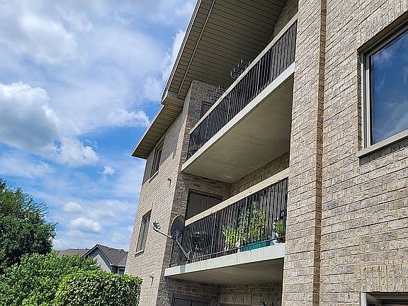 2nd image of 14131 Norwich Ln APT 304