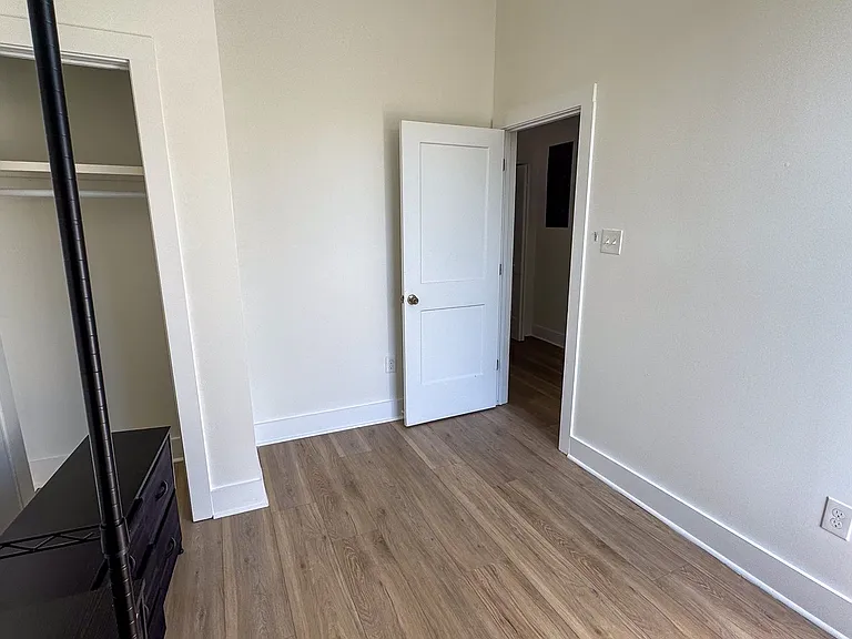 636-638 640 Audubon St #7712 — Photo 11