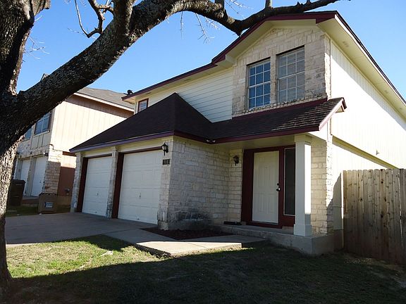 2nd image of 811 Crieff Cross Dr