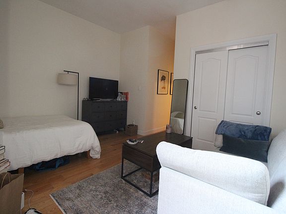3rd image of 252 W 91st St APT 63