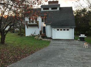 1909 Fairway Dr, Johnson City, TN 37601