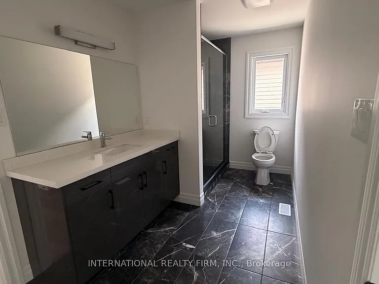 891 Darnley Blvd — Photo 5
