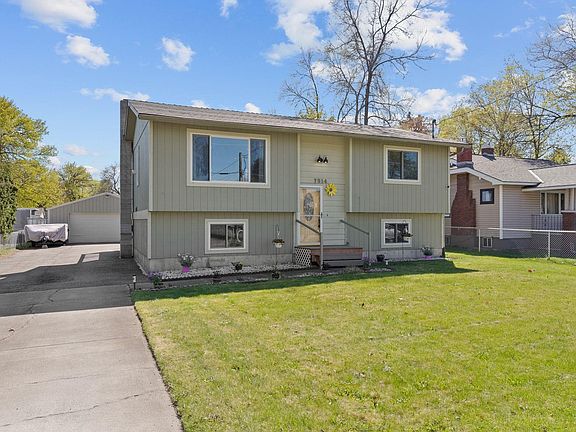 2nd image of 7014 E Carlisle Ave