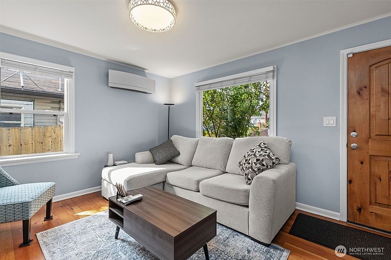 4th image of 12450 1st Avenue SW