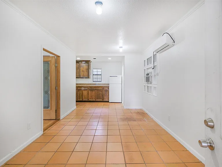 402 Bomar St — Photo 13