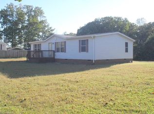 8930 Chipboard Rd, Rural Hall, NC 27045