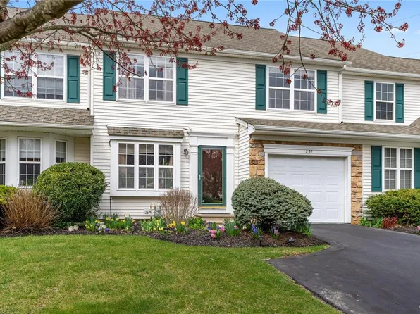 292 Park Ridge Dr, Easton, PA 18040