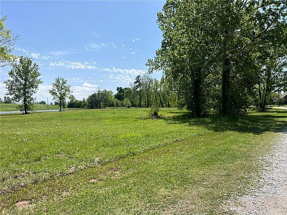 4th image of LOT 19 Lucy Belle Dr