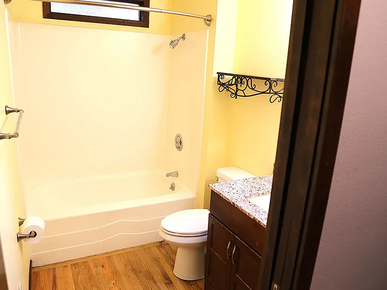 4725 NW Sonja Pl — Photo 5