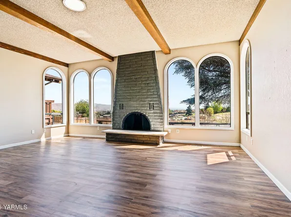 825 Conestoga Blvd, Yakima, WA 98908