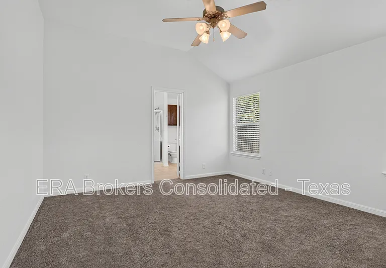 7703 Brisbane Bnd — Photo 20