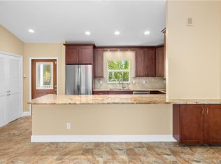 1813 Long Point Ln, Sanibel, FL 33957