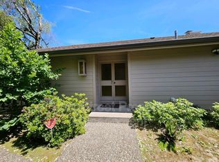 12612 NE Prescott Dr, Portland, OR 97230