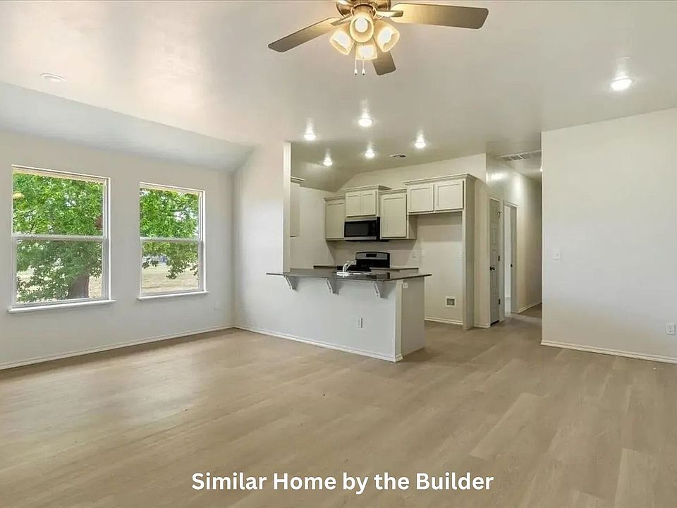 1st image of 1416 SW Wisconsin Ave #1