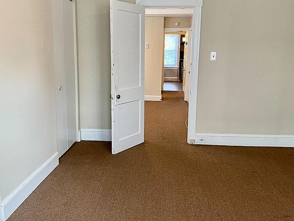 5th image of 154 Bickley Rd