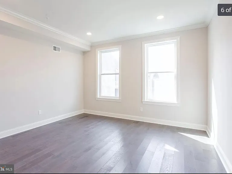 1630 N Marshall St #2 — Photo 6