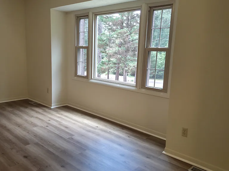 430 E Boston Ave — Photo 4