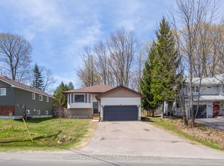 36 Southdale Dr, Huntsville, ON P1H1P7