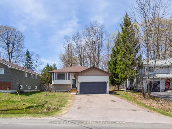 36 Southdale Dr, Huntsville, ON P1H 1P7
