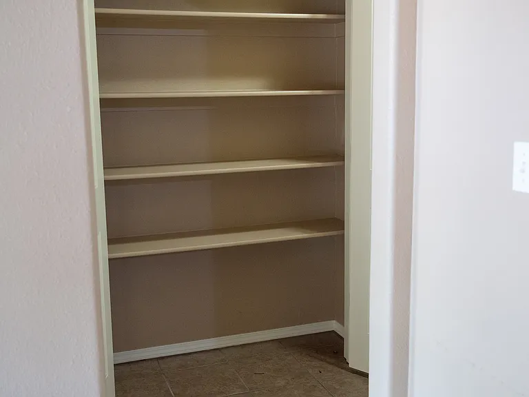 8328 S Gardenia Ave — Photo 26