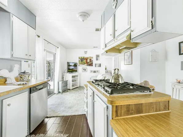 18218 Paradise Mountain Rd Spc 7, Valley Center, CA 92082