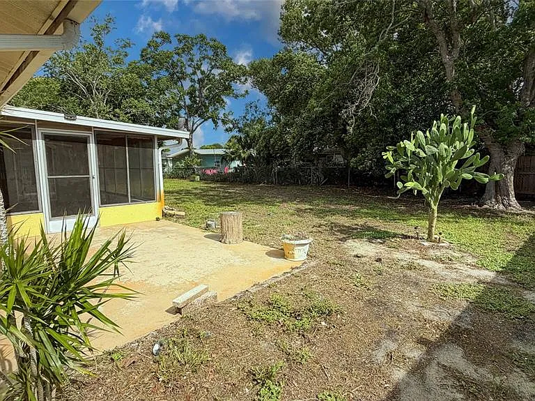 7621 Rosewood Dr — Photo 46