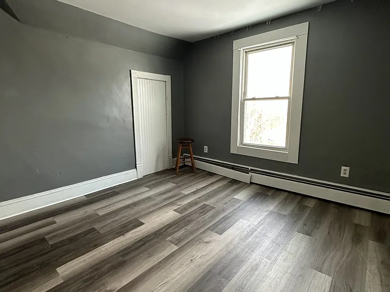 133 Lake St #3 — Photo 6