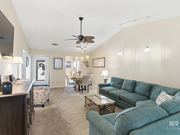 3rd image of 1232 Hummingbird Ln E #202