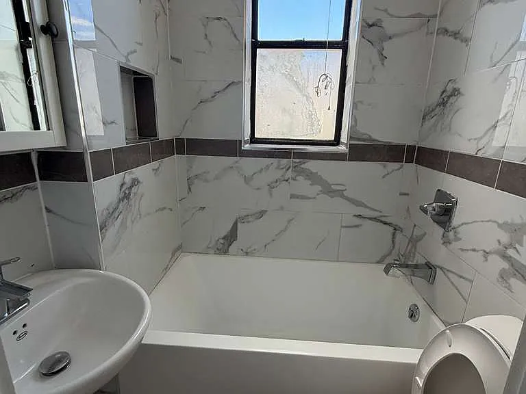 303 58th St #15B — Photo 9