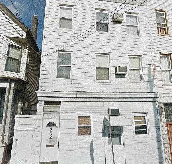 36th St — Photo 5