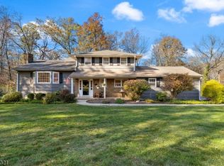 515 Emerald Trl, Martinsville, NJ 08836