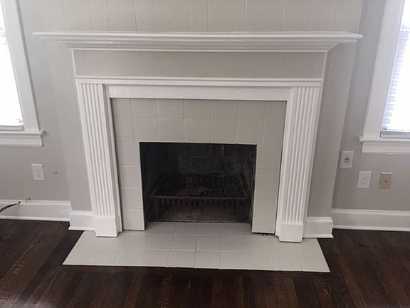 4th image of 941 Darley Dr
