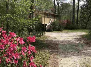 261 White Oak Dr, Crawfordville, FL 32327