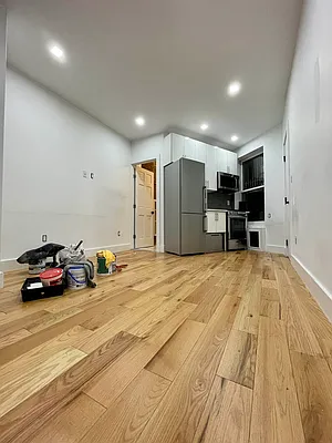 Rented by Compass | media 8