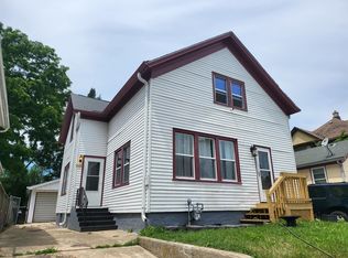 1228 Superior St, Racine, WI 53404